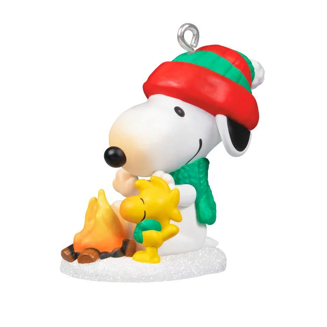 Hallmark 2024 Mini Peanuts® Winter Fun With Snoopy Ornament, 1.02"