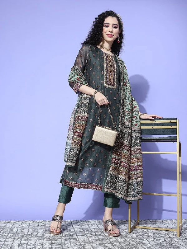 Grey Paisley Printed Kurta Paired With Tonal Bottom And Thread Embroidered Dupatta