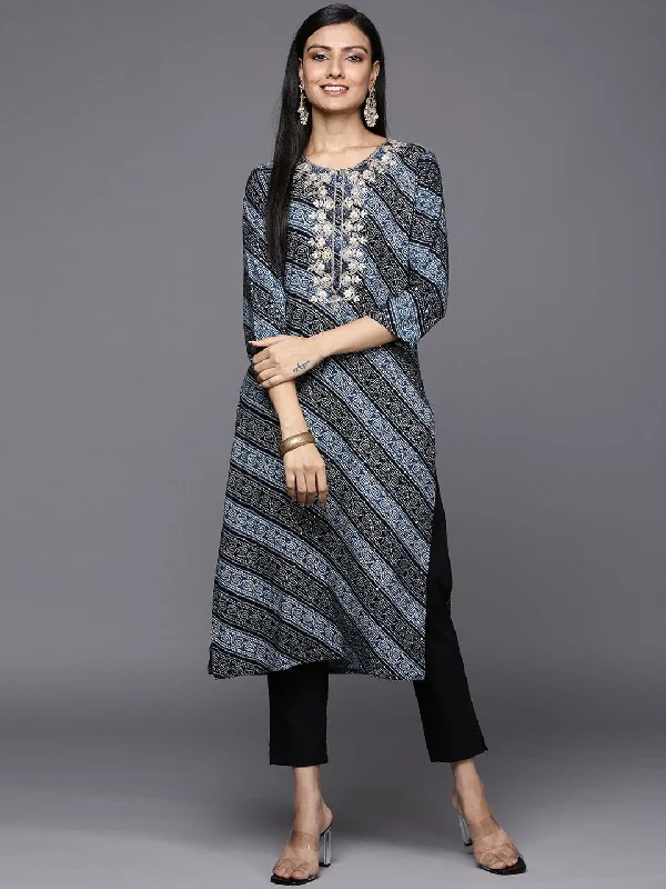 Blue bandhani printed kurta with embroidered yoke