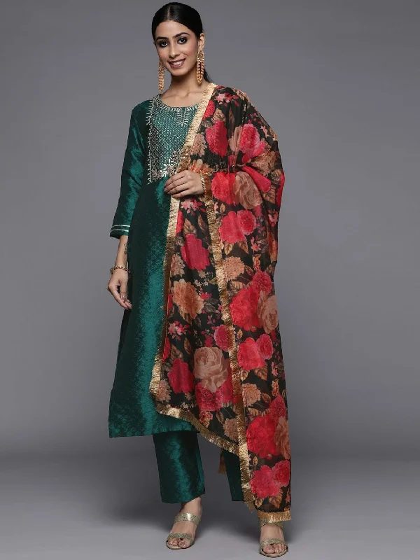 Varanga blue embroidered kurta paired with straight bottom and contrast dupatta