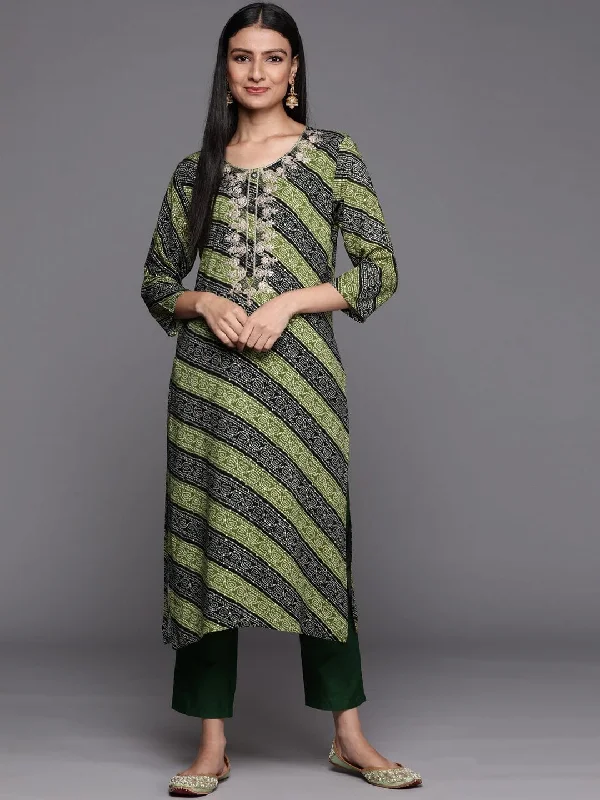 Varanga Green And Black Bandhani Printed Kurta With Embroidered Yoke