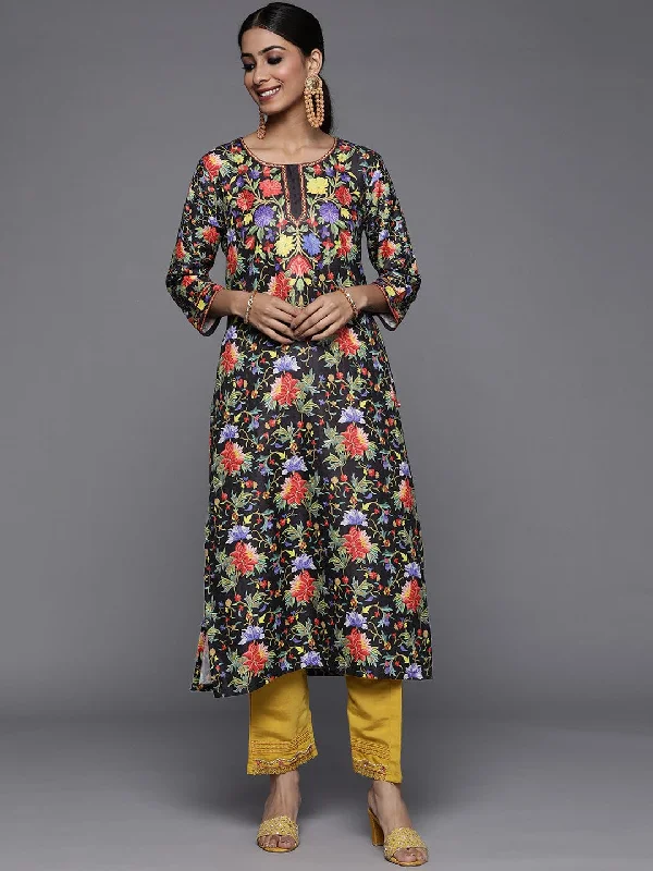 Varanga Woman Pashmina Floral Printed Straight Winter Kurta