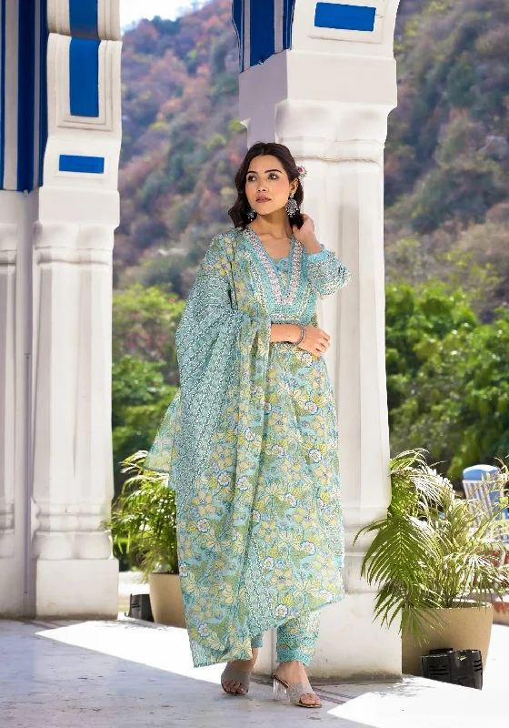 Varanga Women Floral Printed V-Neck Mirror Embellished Straight Kurta Paired With Printed Bottom And Dupatta