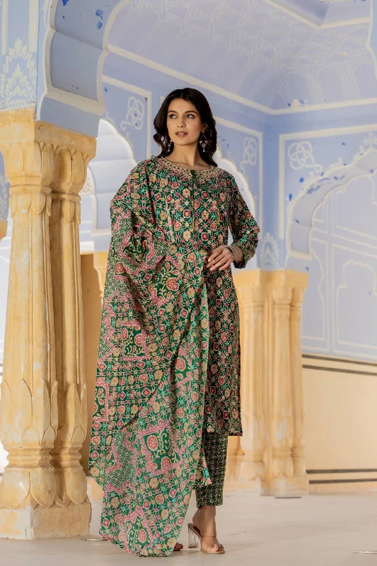 Varanga Women Green Printed Round Neck Straight Kurta With Bottom And Dupatta