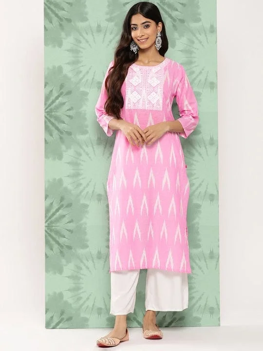 Varanga Women Pink And White Geometric Printed Thread Work Pastels Round Neck Kurta