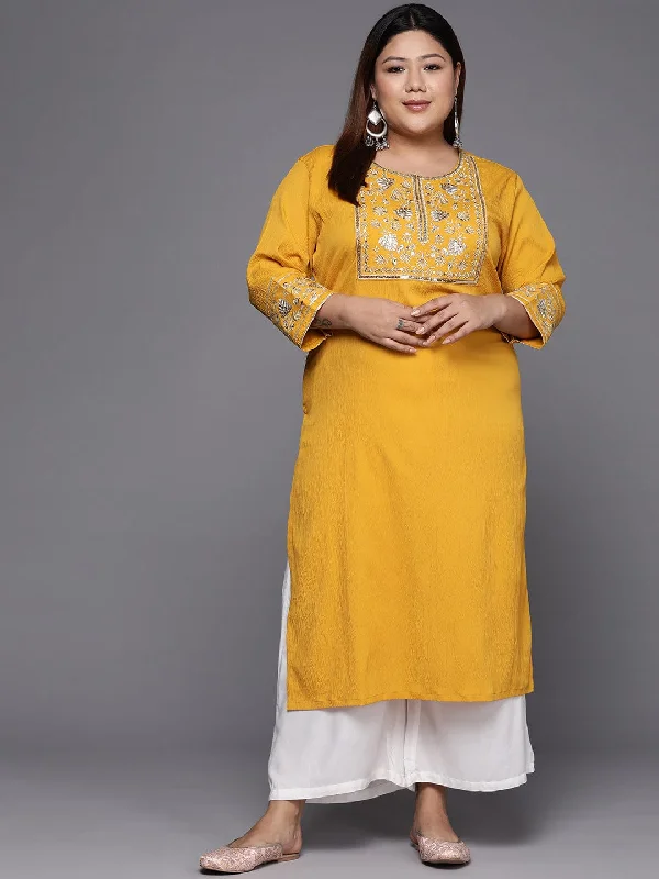 Varanga Women Plus Size Yellow & Gold-Toned Floral Embroidered Crepe Kurta